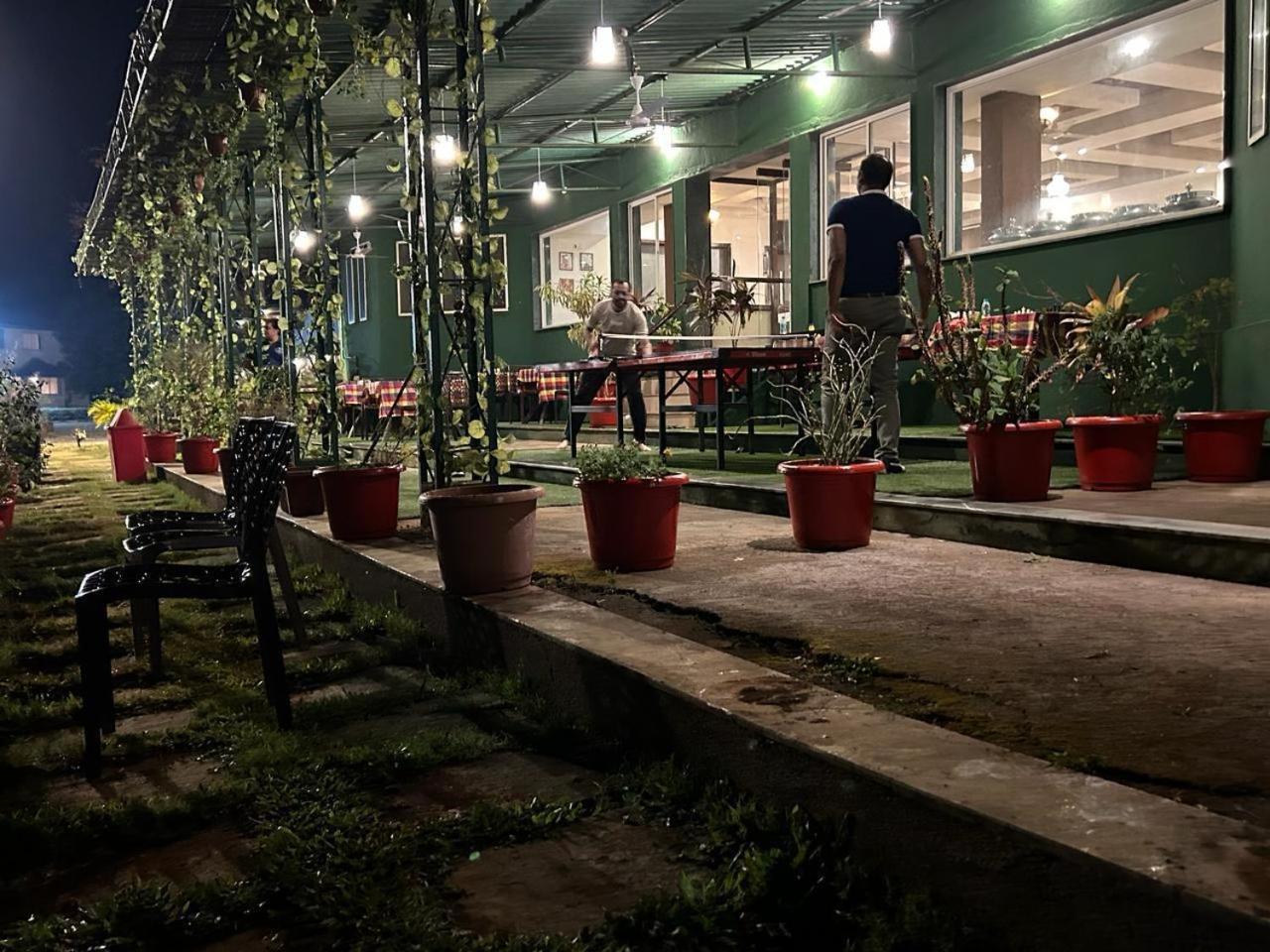 เพรสซิเดนซี ไฮแลนด์ รีสอร์ต Hotel Koynanagar ภายนอก รูปภาพ