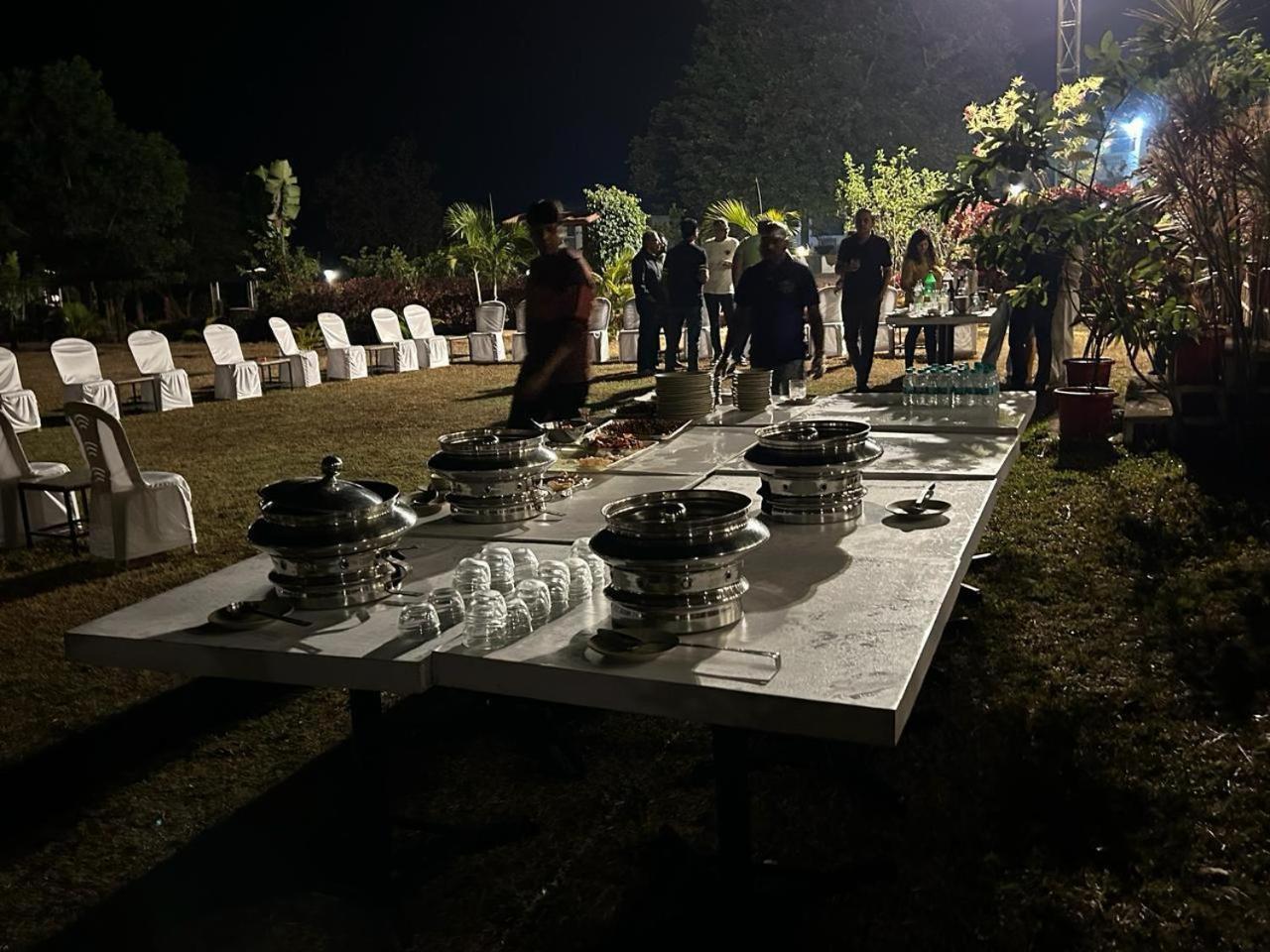 เพรสซิเดนซี ไฮแลนด์ รีสอร์ต Hotel Koynanagar ภายนอก รูปภาพ