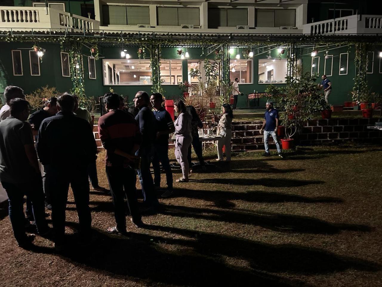 เพรสซิเดนซี ไฮแลนด์ รีสอร์ต Hotel Koynanagar ภายนอก รูปภาพ