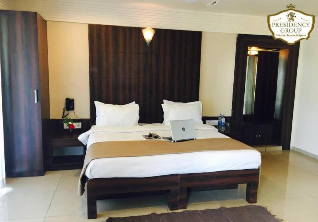 เพรสซิเดนซี ไฮแลนด์ รีสอร์ต Hotel Koynanagar ภายนอก รูปภาพ