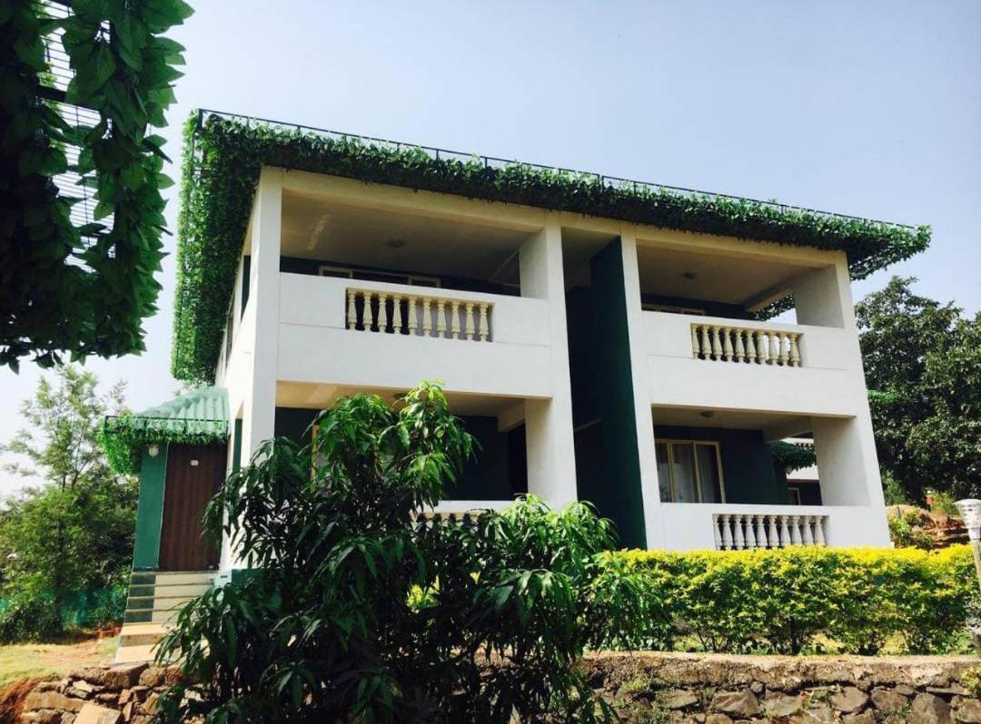 เพรสซิเดนซี ไฮแลนด์ รีสอร์ต Hotel Koynanagar ภายนอก รูปภาพ