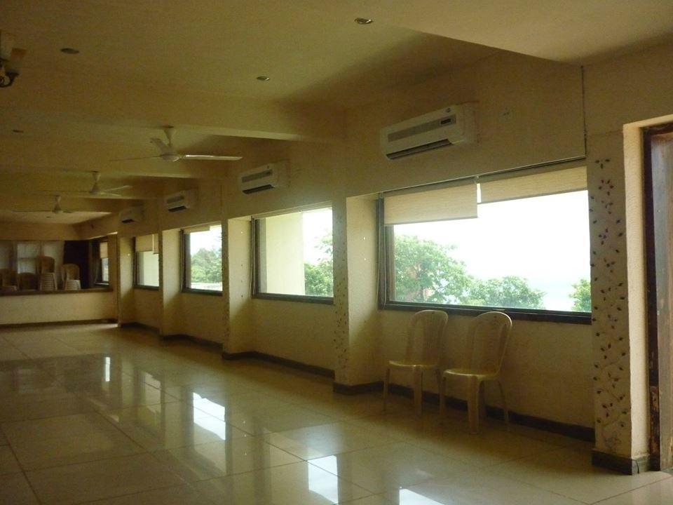 เพรสซิเดนซี ไฮแลนด์ รีสอร์ต Hotel Koynanagar ภายนอก รูปภาพ